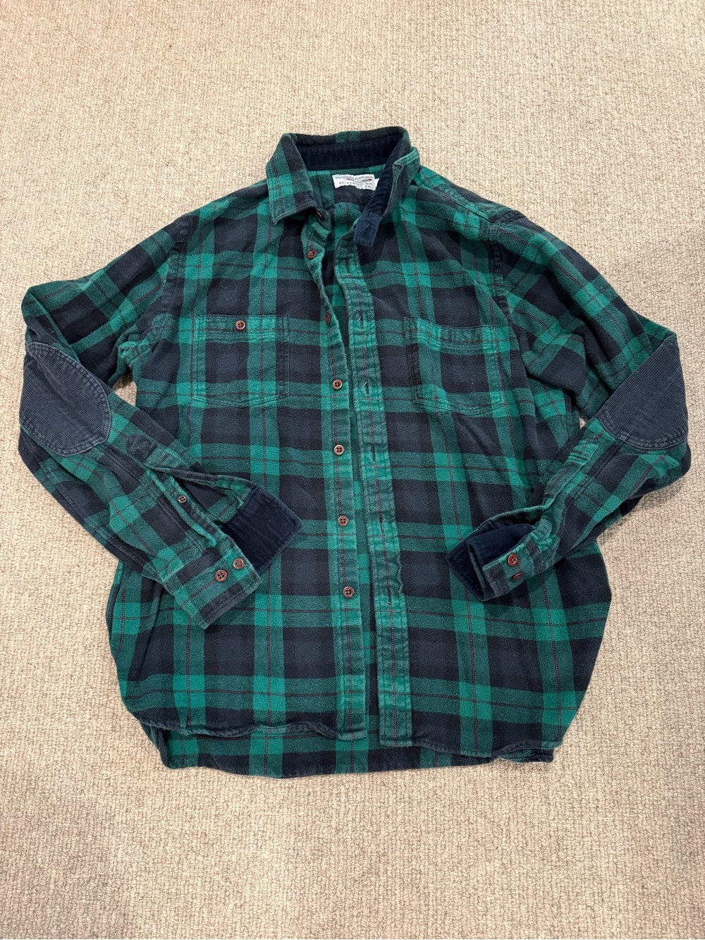 Guideboat Co red feather flannels green plaid button up shirt made in Portugal L